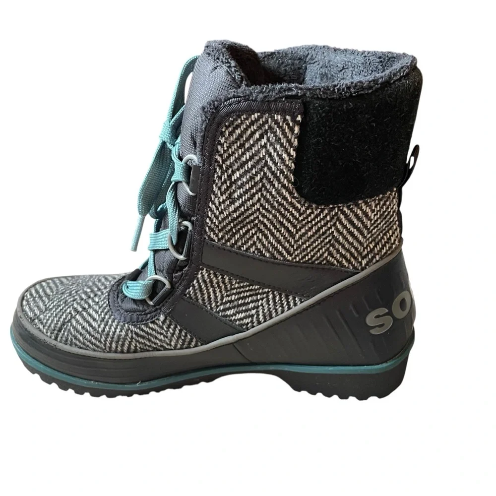 Sorel Tivoli Faux Fur Lace-Up‎ Boots Size 6
